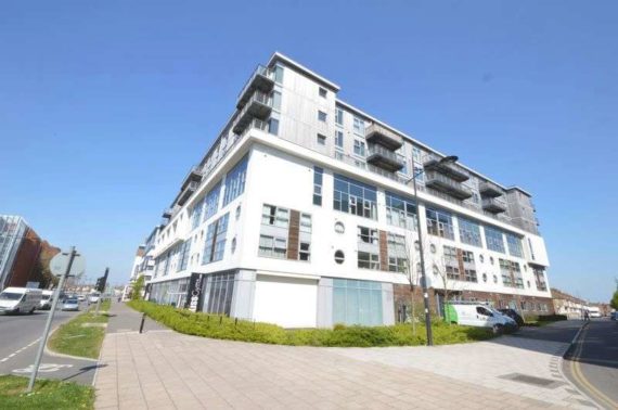 1 Bedroom Flat